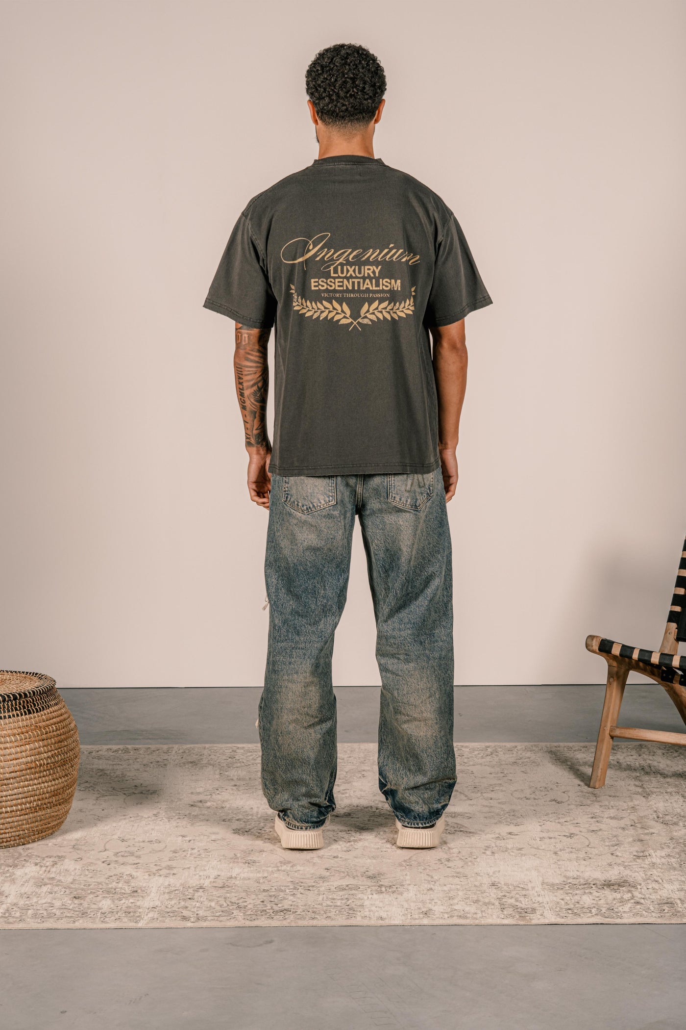 VICTORY T-SHIRT - Vintage Black/Yellow
