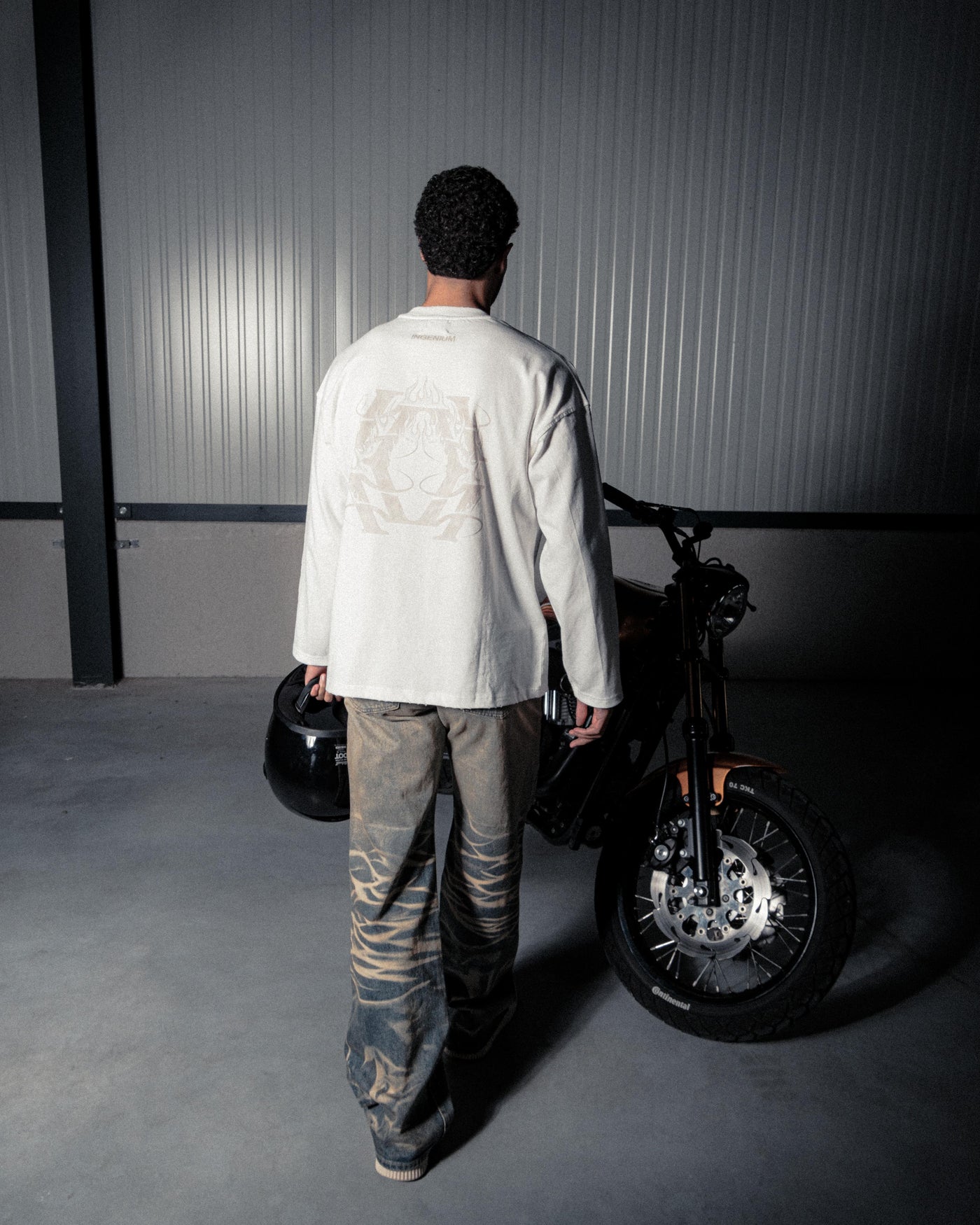 FLAME LONGSLEEVE – OFFWHITE