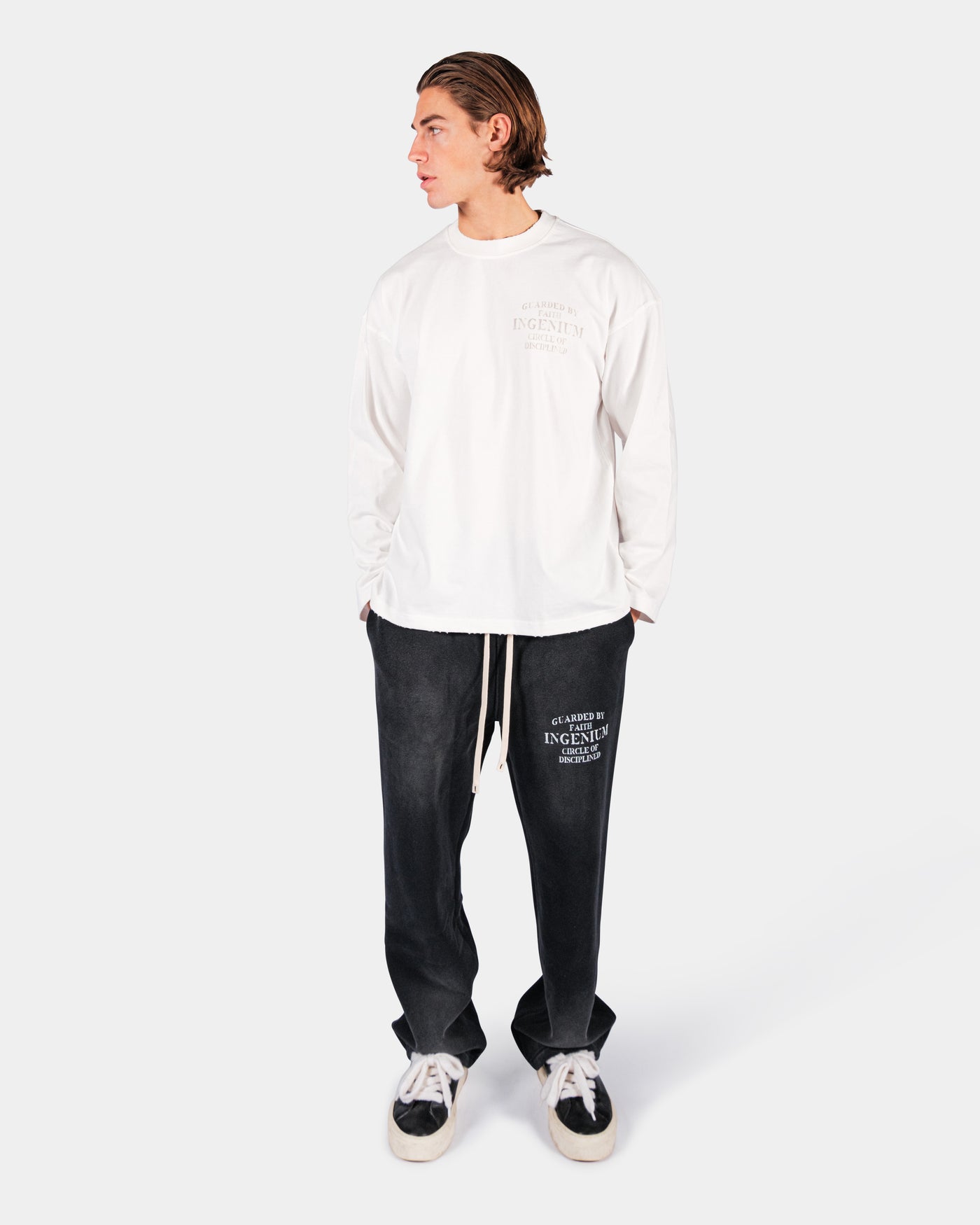 DISCIPLINED LONGSLEEVE – OFFWHITE