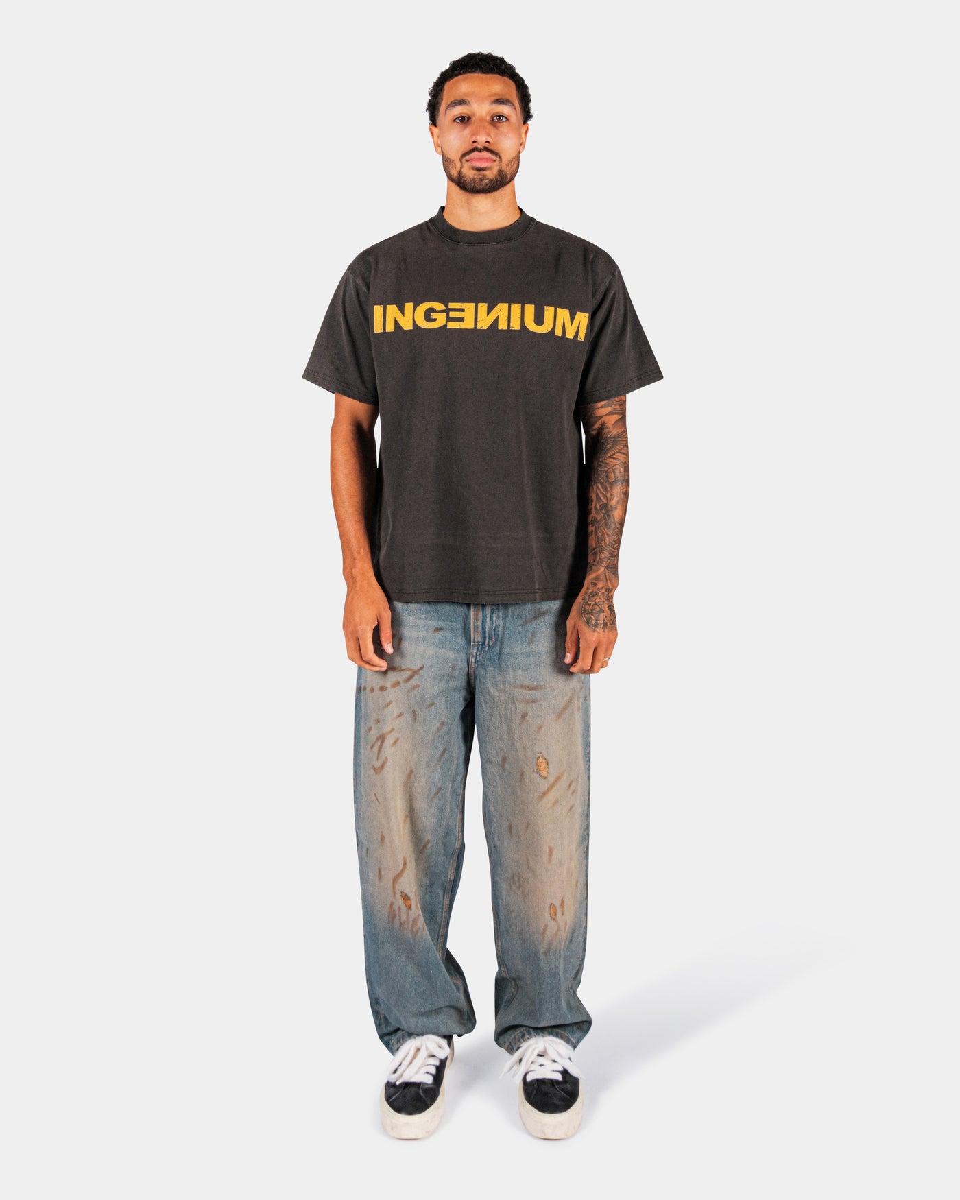REVERSE T-SHIRT – VINTAGE BLACK