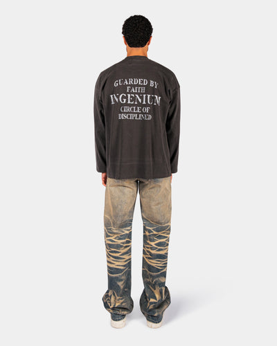 DISCIPLINED LONGSLEEVE – VINTAGE BLACK