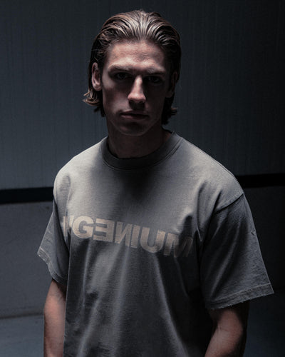 REVERSE T-SHIRT – TAUPE GREY