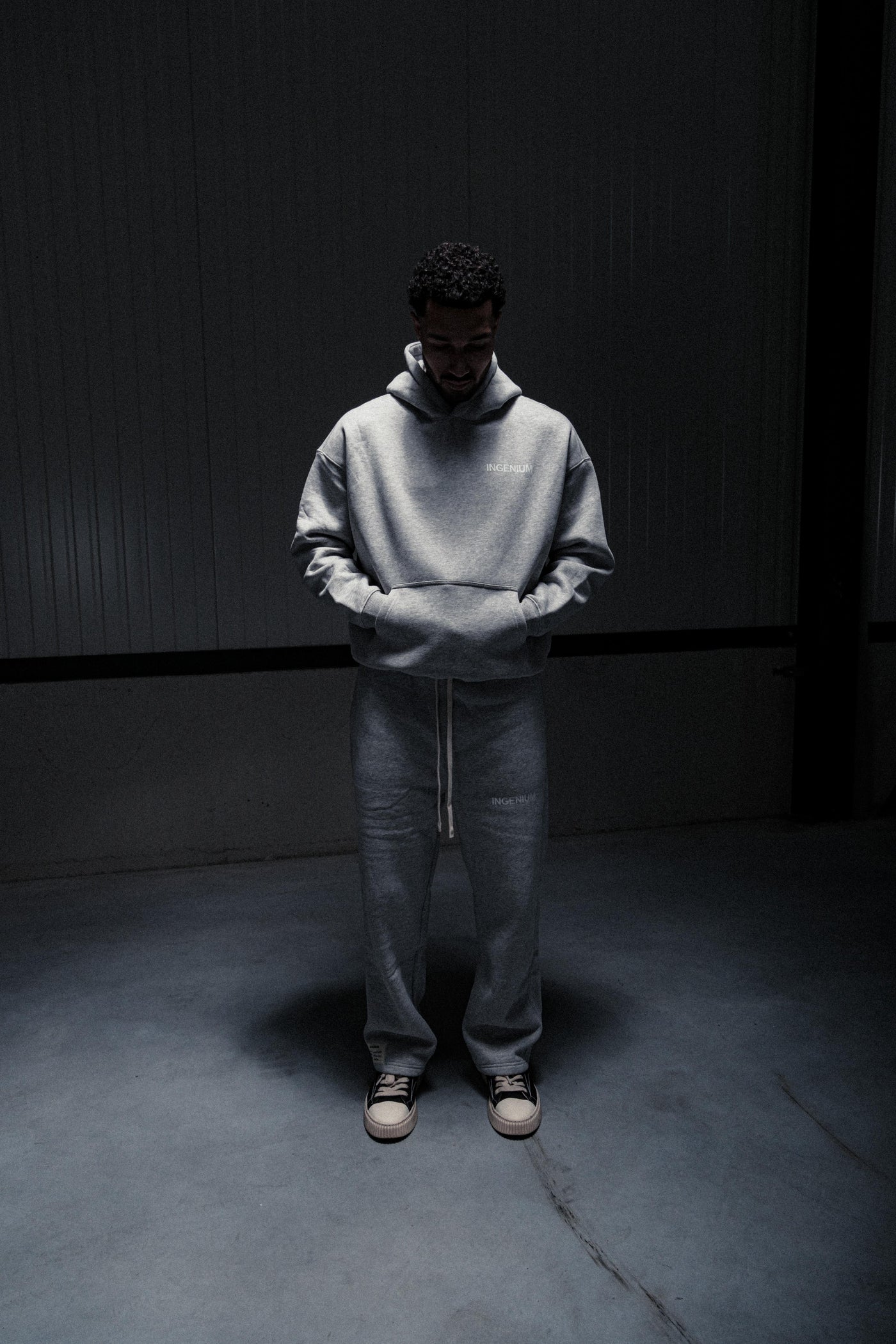 SIGNATURE SWEATPANTS – GREY MELANGE