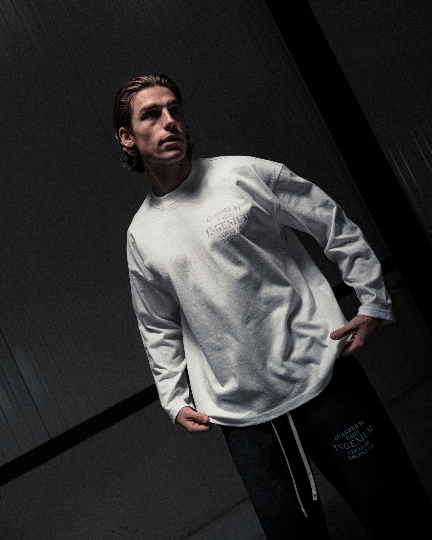 DISCIPLINED LONGSLEEVE – OFFWHITE