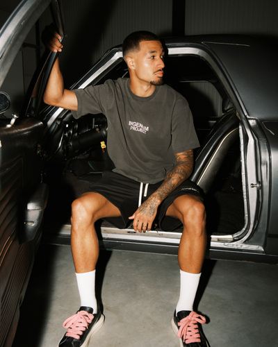 INGENIUM PROJECT T-SHIRT - Vintage Black/Soft Pink
